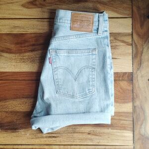 Levis Light Wash Ribcage Denim Shorts